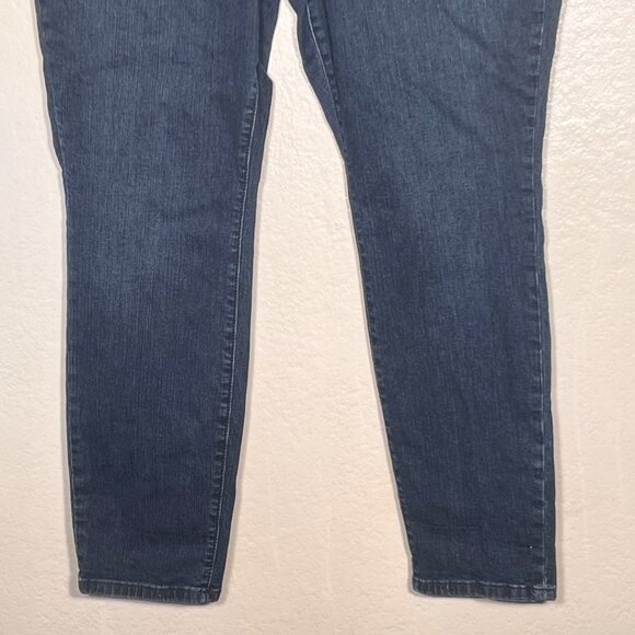 Torrid Womens Skinny Dark Blue Jeans Size 18 Stretch Mid Rise Denim Cotton Blend - Picture 4 of 16
